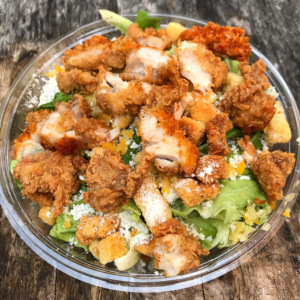 Sezar Salata Menü